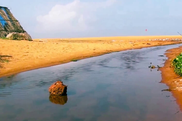 Resort De Crossroad, Calangute Beach 2